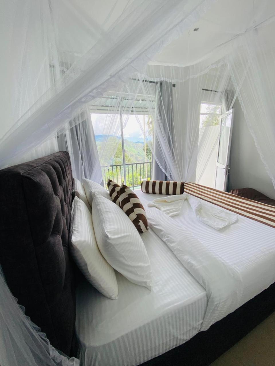 Ella Nimal Nest Inn Extérieur photo